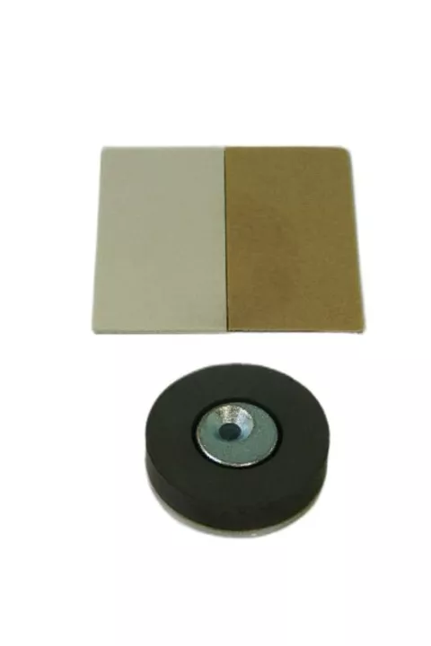 Attaches-Miroir Attaches-Miroir