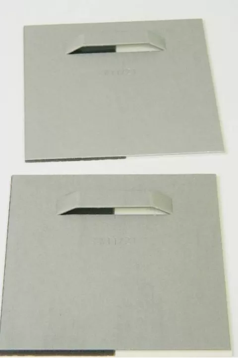 Attaches-Miroir Attaches-Miroir