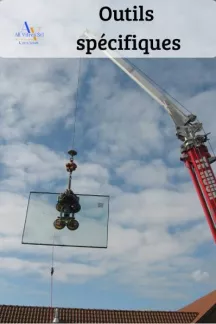 Aide d'outils spécifiques pour la pose de vitrages lourds Aide d'outils spécifiques pour la pose de vitrages lourds